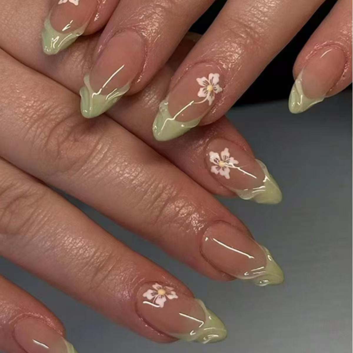 Nail Art Oval - 24 szt. Proste Zielone Francuskie Sztuczne