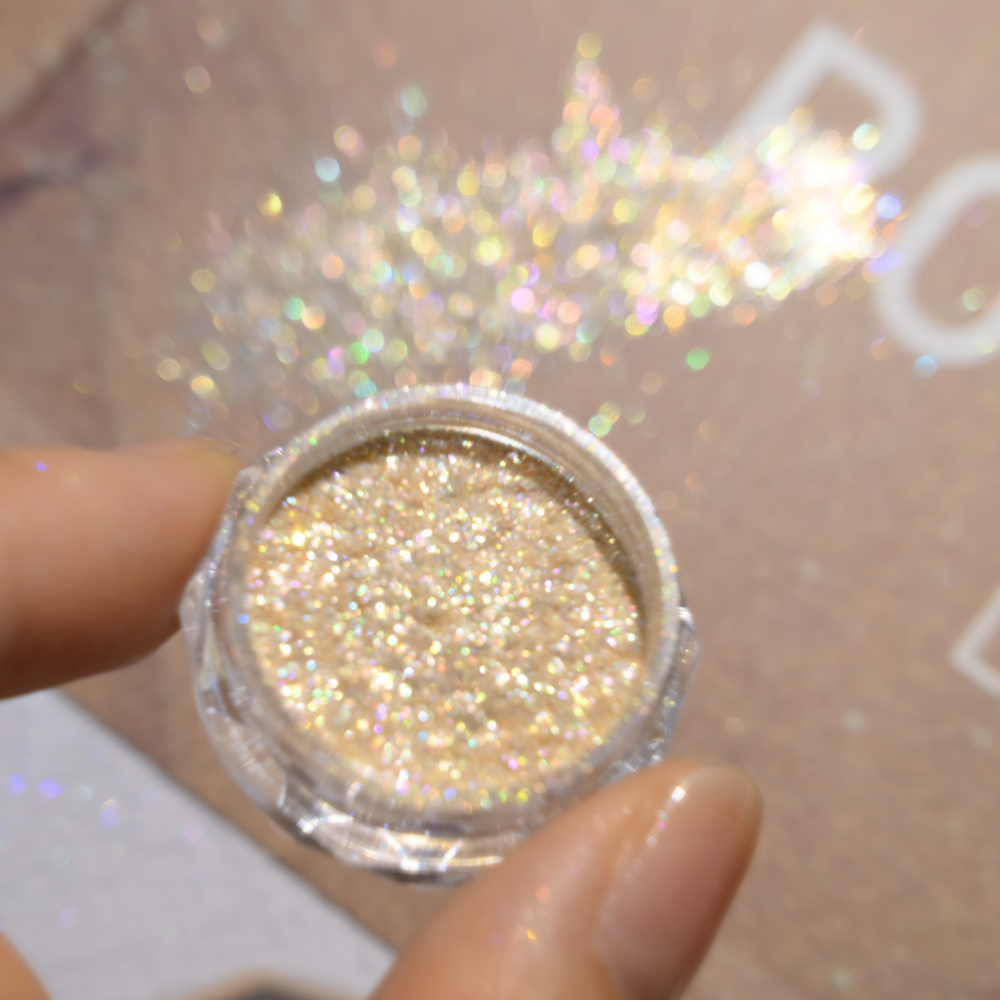 Super błyszczący złoty opalowy – Nail Glitter Chrome recenzja i cena